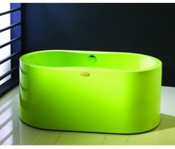 Bathtub with color